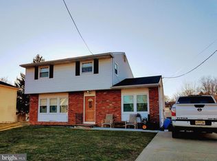 744 Cooperlanding Rd, Cherry Hill, NJ 08002