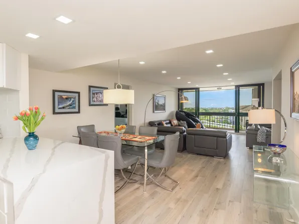 2400 Presidential Way #801, West Palm Beach, FL 33401