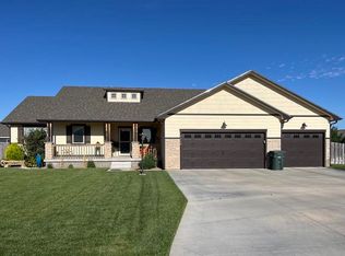 3420 Breckenridge Rd, Dodge City, KS 67801