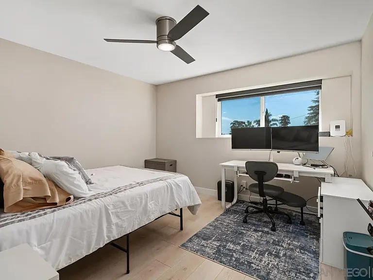1516 Encino Ave #B — Photo 24