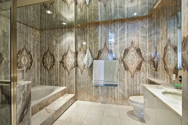 Rented by Nest Seekers International | media 4