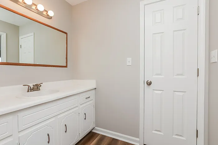 1237 Cobblestone Ln — Photo 7