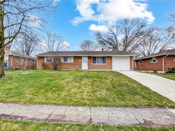 701 Barbara Dr, Tipp City, OH 45371