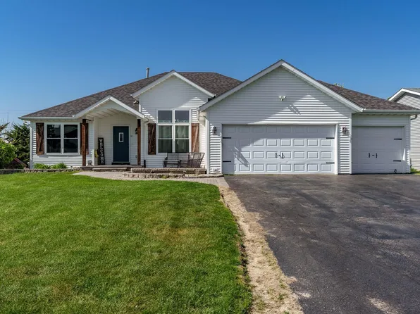 3070 Beutell Ln, Machesney Park, IL 61115