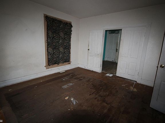 5th image of 604 Iowa Ave