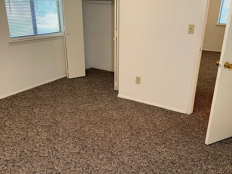 638 S Campbell Ave #16 — Photo 10