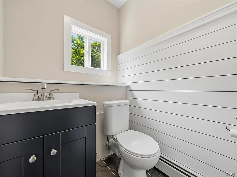 12 Dickerson Pl — Photo 31