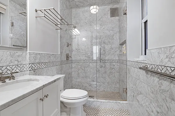 Sold by Compass | media 10
