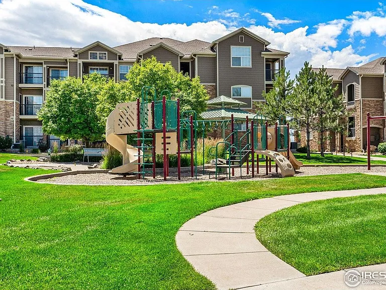 2985 Blue Sky Cir #7-106 — Photo 34