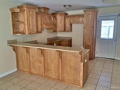 1205 S Palm Dr — Photo 2