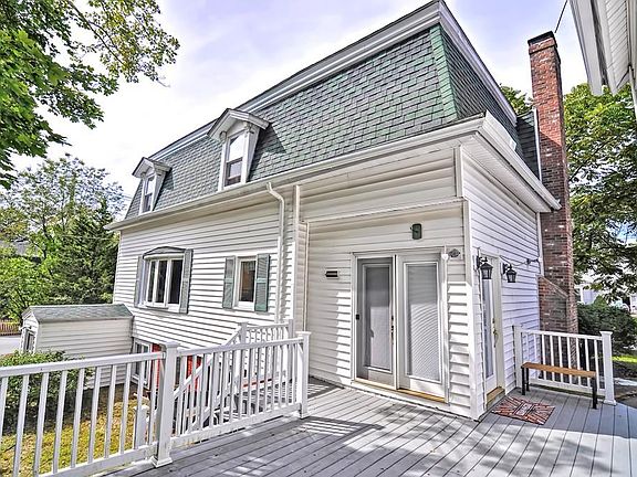 5th image of 37 E Bacon St