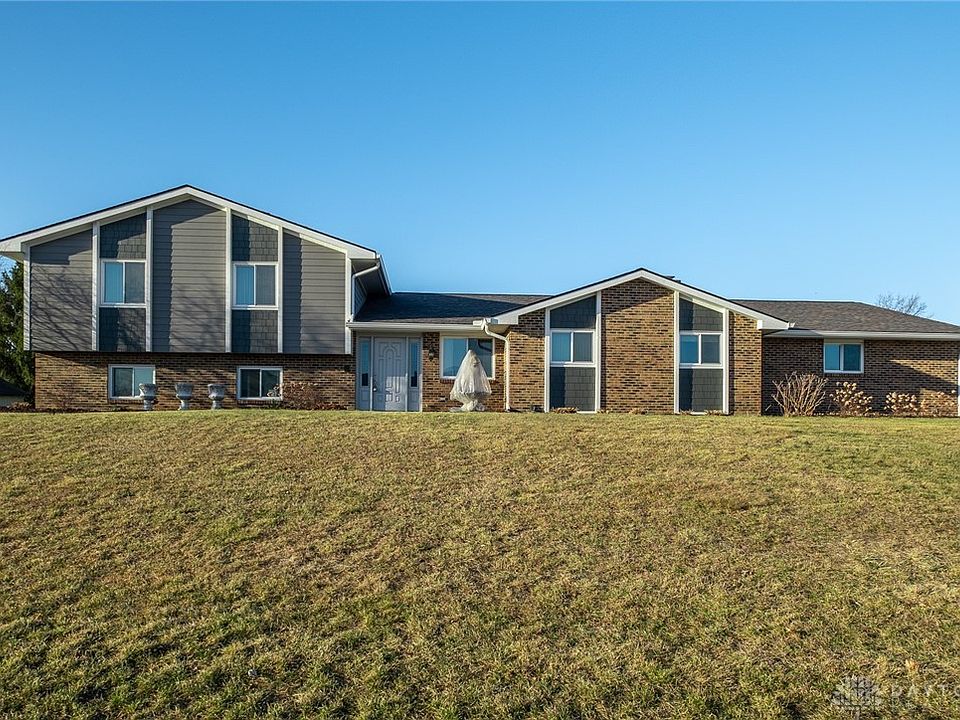 1st image of 2386 Spicer Dr