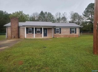 1701 Linwood St SW, Hartselle, AL 35640