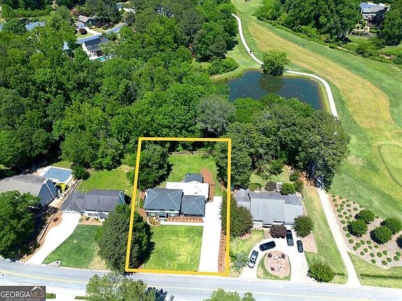 2nd image of 3265 Indian Hills Dr