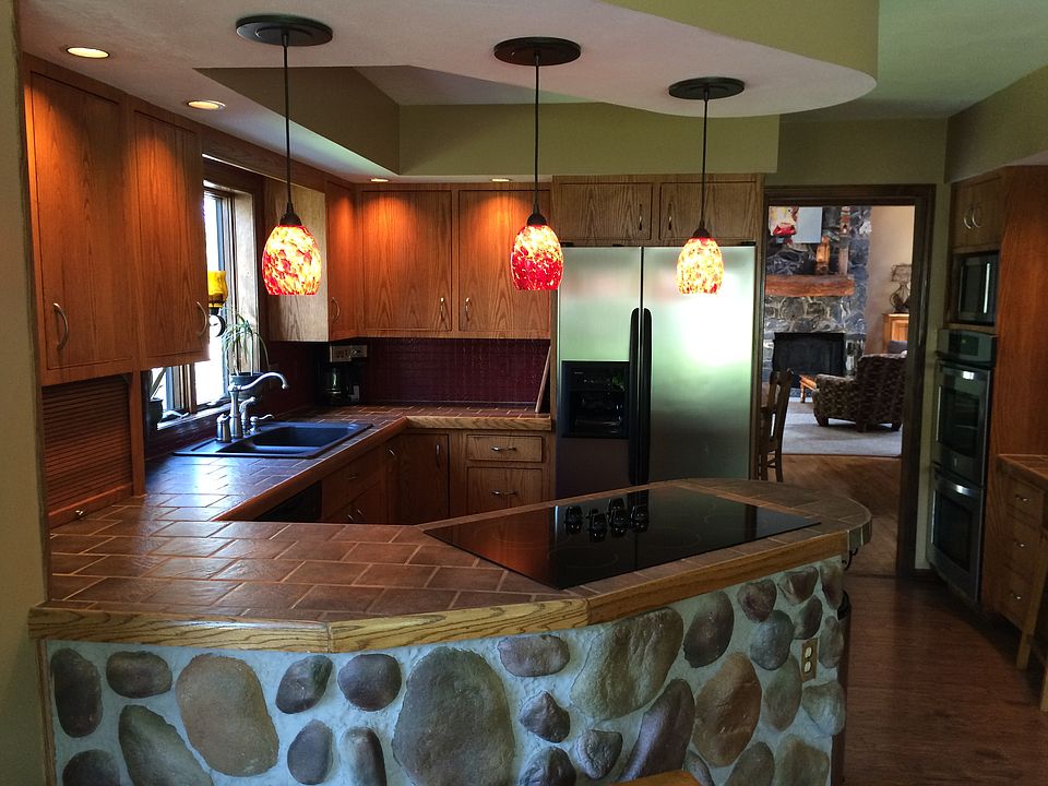 1st image of 5867 Sugarbush Dr