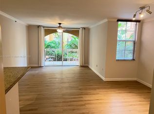 19801 E Country Club Dr #4102, Aventura, FL 33180