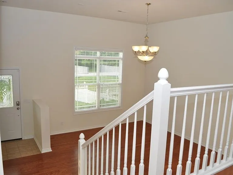 53 Fuller Cir — Photo 4