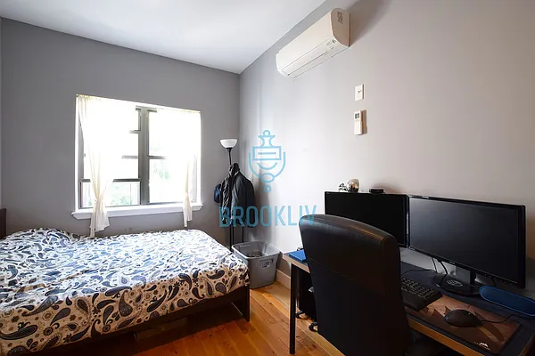 Rented by null | media 12