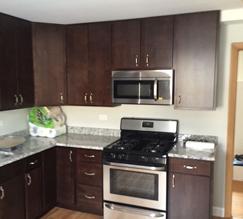 5th image of 6631 N Northwest Hwy #2