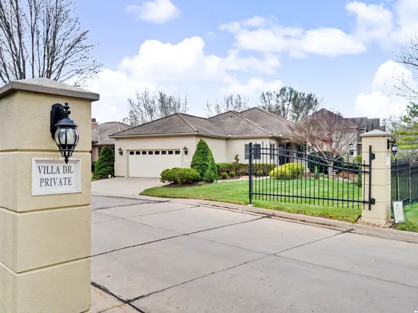 5727 Villa Dr, Lawrence, KS 66047