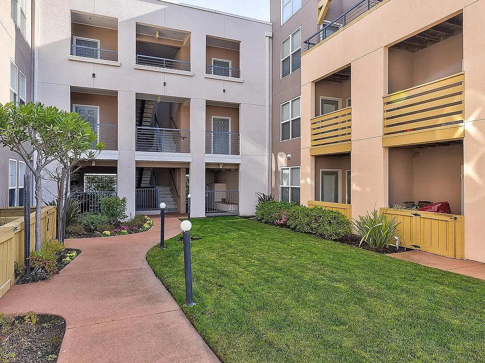 Laurel Theatre Apartments
