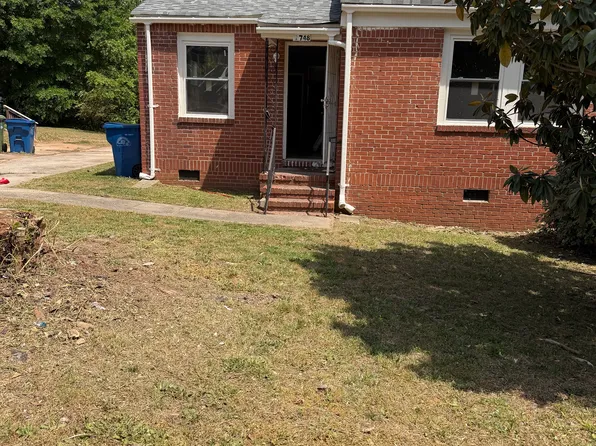 1748 Lisbon Dr SW, Atlanta, GA 30310