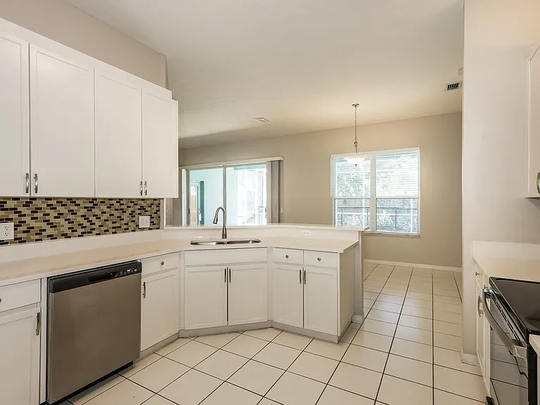 2304 Golf Manor Blvd — Photo 7