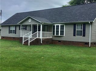 128 Oley Ln, Statesville, NC 28677