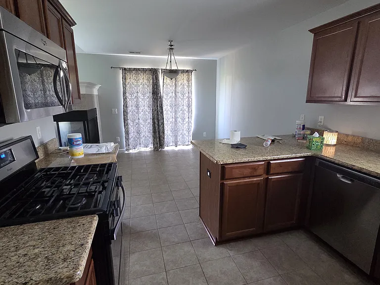 29463 Woodpark Cir — Photo 7