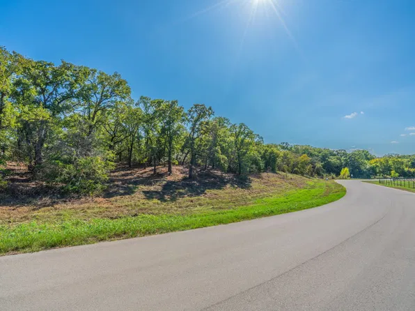 14 Robinson Canyon Rd, Aubrey, TX 76227