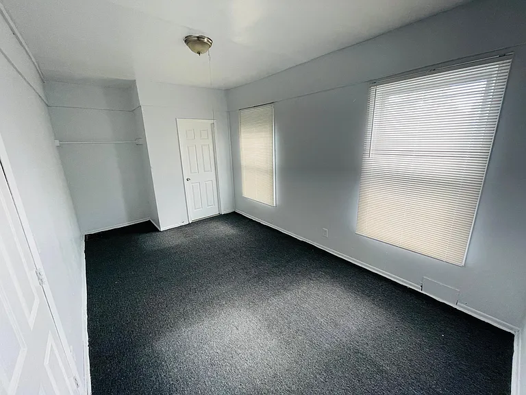 327 Hampshire St #1 — Photo 16