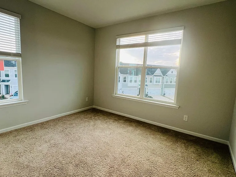 19 Nettle Ln — Photo 8