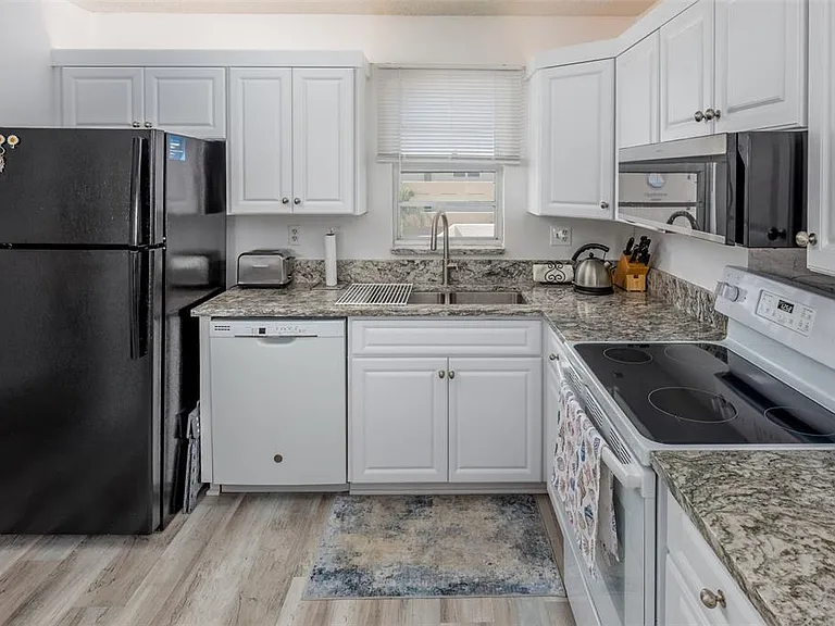 7405 Bay Island Dr S #321 — Photo 14