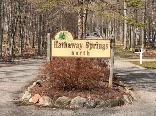 536 Arcadia Dr, Harbor Springs, MI 49740