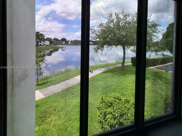 210 Lake Pointe Dr APT 210, Fort Lauderdale, FL 33309