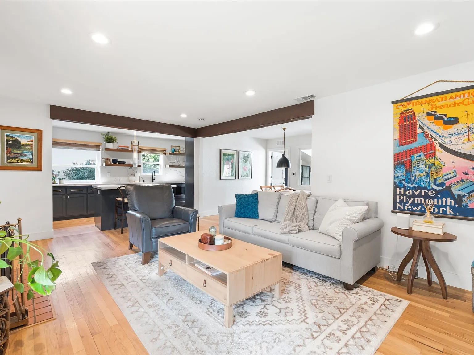 3 bed, $5,400 — Photo 4