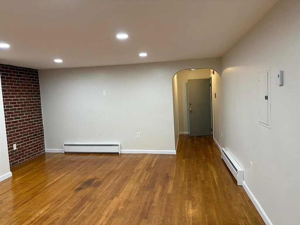 1 bed, 800 sqft, $2,900 — Photo 4