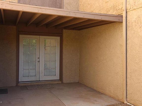 3rd image of 794 E Pepper Dr