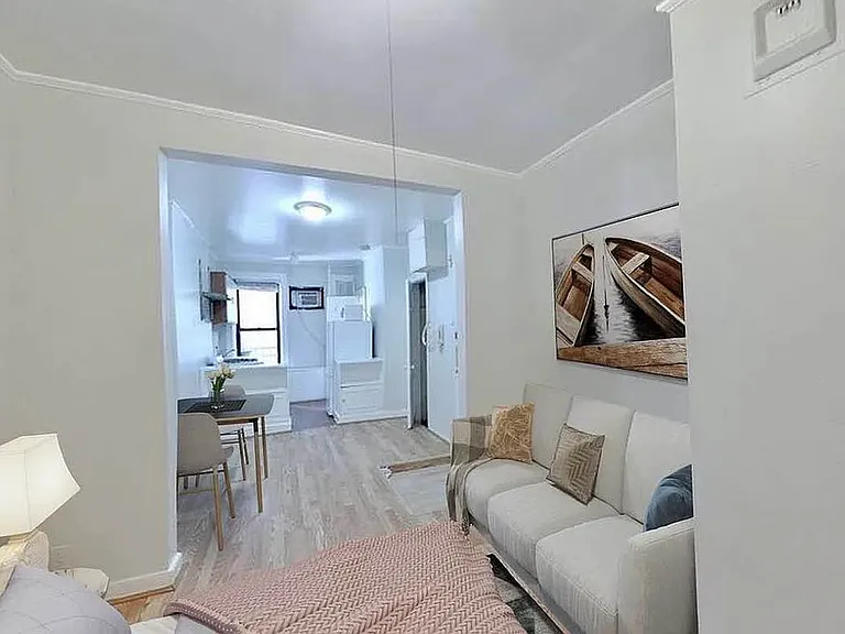 1132 1st Ave #2 — Photo 1