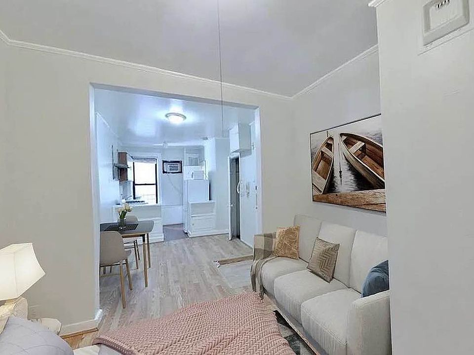 1st image of 1132 1st Ave APT 2