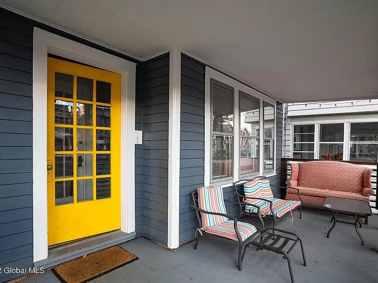 113 Woodlawn Ave #1 — Photo 1