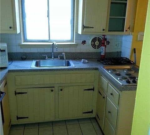 2nd image of 15533 Foch Blvd