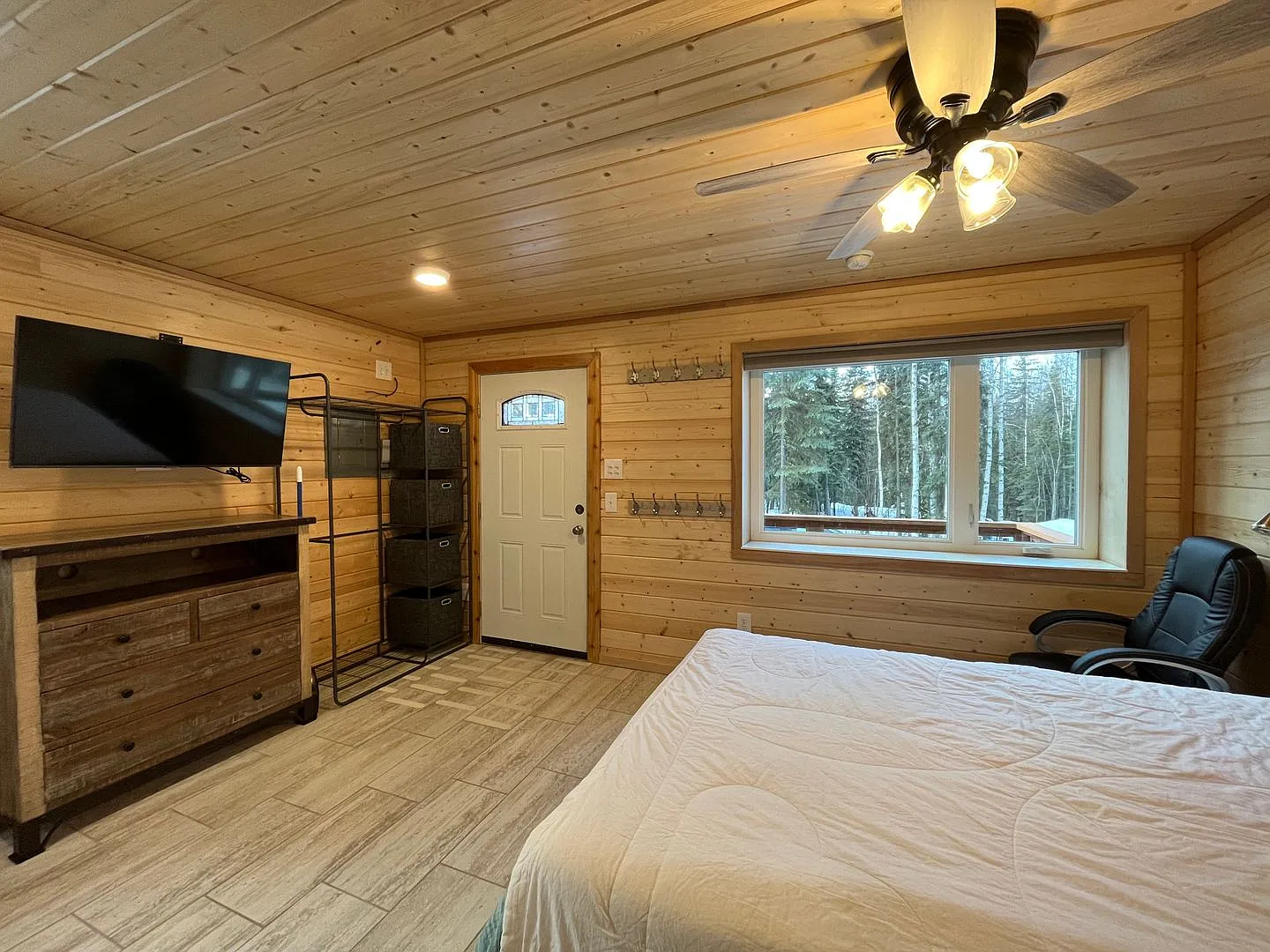 Beautiful, efficiency cabin for rent — Photo 3