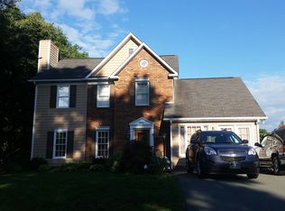 9004 Jefferson Woods Dr, Rural Hall, NC 27045
