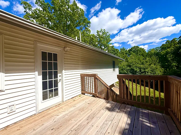1309 N Woodland Ln — Photo 12