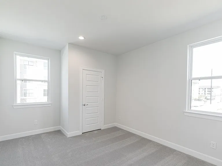 2718 Grand Fountains Dr #H — Photo 9