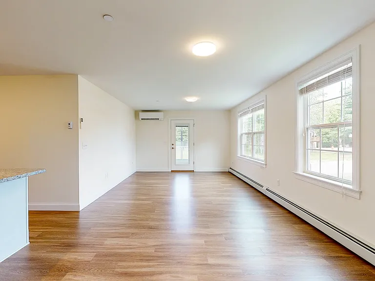 Autumn Woods Apartments — Photo 53