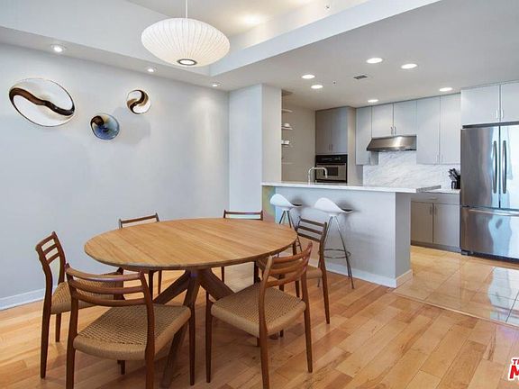 4th image of 13700 Marina Pointe Dr Unit 1908