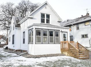 712 8th St N, Fargo, ND 58102