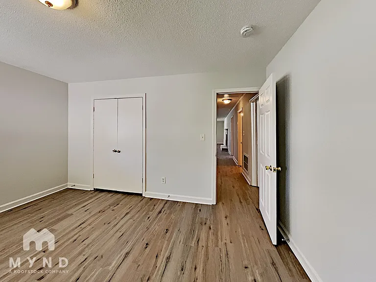 2338 Linwood Rd — Photo 15